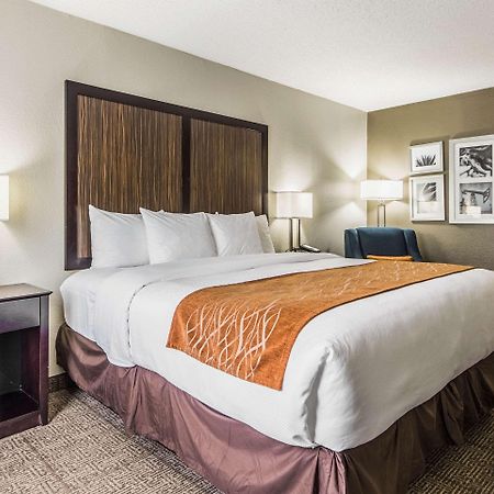 Comfort Inn Dallas Park Central Екстер'єр фото