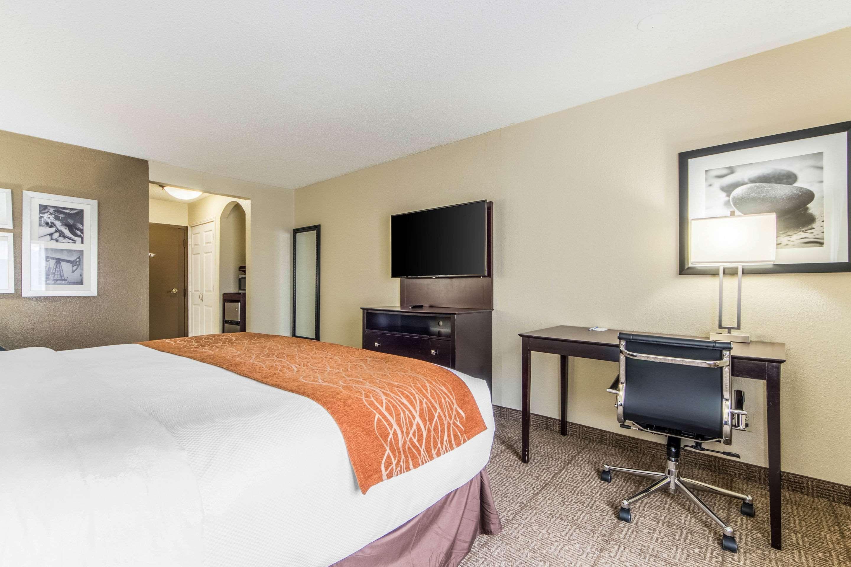Comfort Inn Dallas Park Central Екстер'єр фото