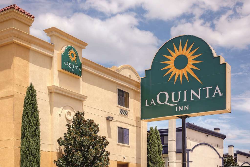 Comfort Inn Dallas Park Central Екстер'єр фото